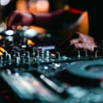 L&rsquo;impact crucial de la qualité audio en diffusion commerciale : Guide complet