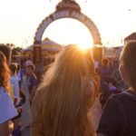 La programmation musicale pour les périodes de forte affluence : guide stratégique