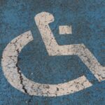 Accès handicap : ventes perdues ; rampes et largeurs