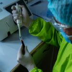 Comparaison de vitrines et PLV en magasin : test A/B avec statistiques