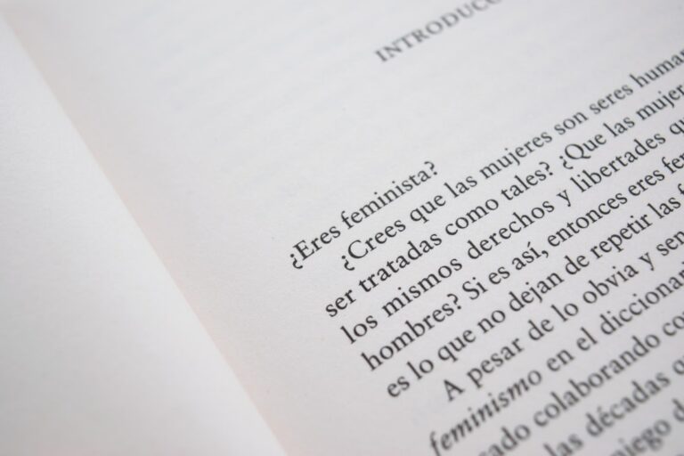 Le stress des vendeurs isolés : épuisement et renforts