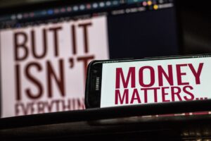 Comment éviter le sentiment d&rsquo;injustice dans les promotions : expliquer clairement les règles.