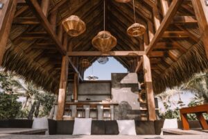 Hôtellerie boutique : produits signature et facturation sans friction