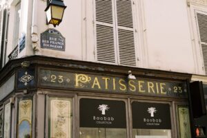 Boutique religieuse : respect des usages et traductions multilingues
