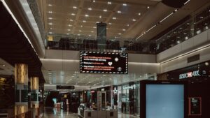 Concept-store mix : rendez-vous fluide, zones silence et cross-sell intelligent