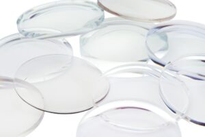 Etiquetage illisible sur lunettes : formats lisibles indispensables